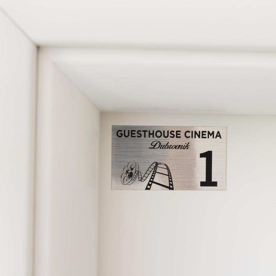 Guest House Cinema Close To Port Ragusa Esterno foto